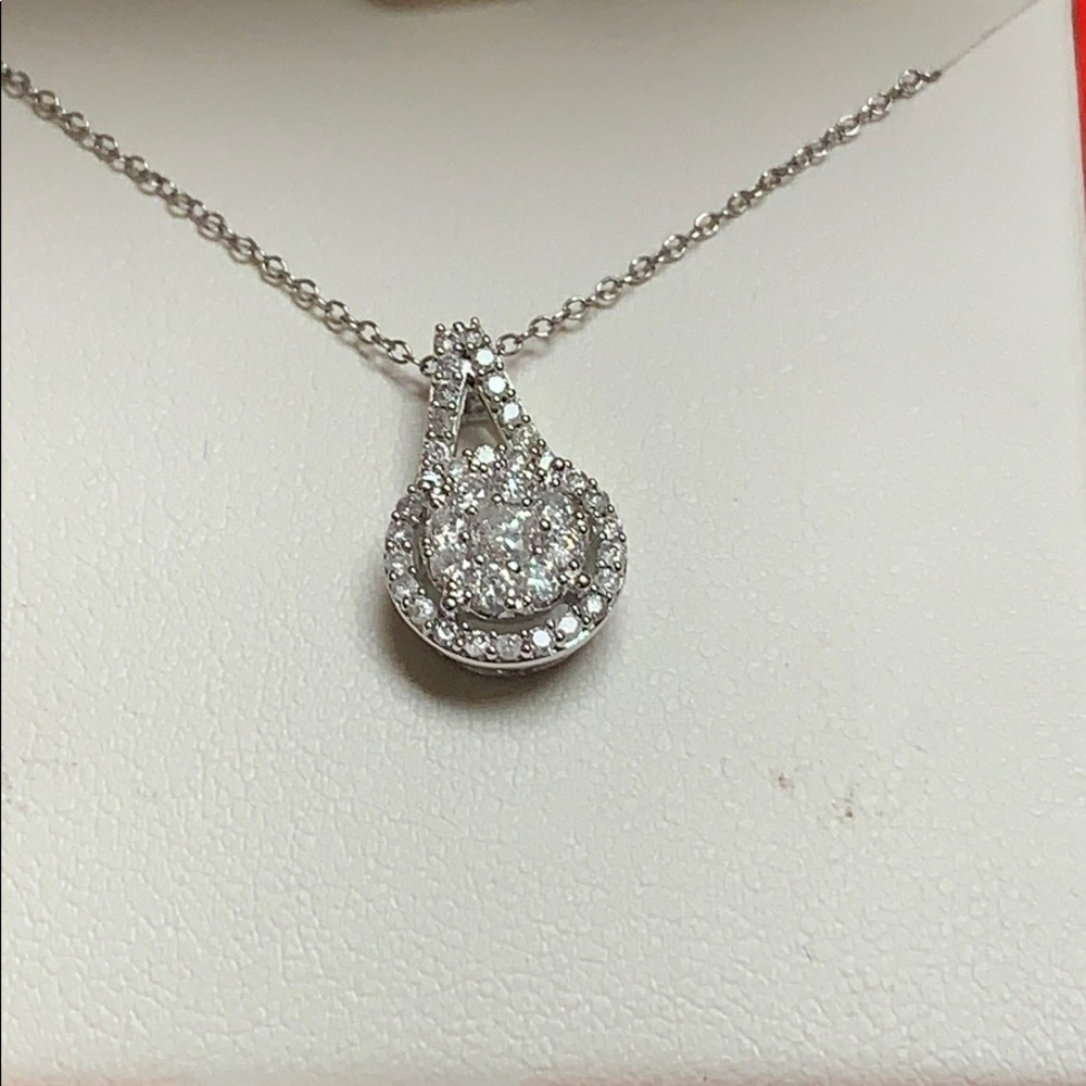 Diamond pendant set in sterling silver